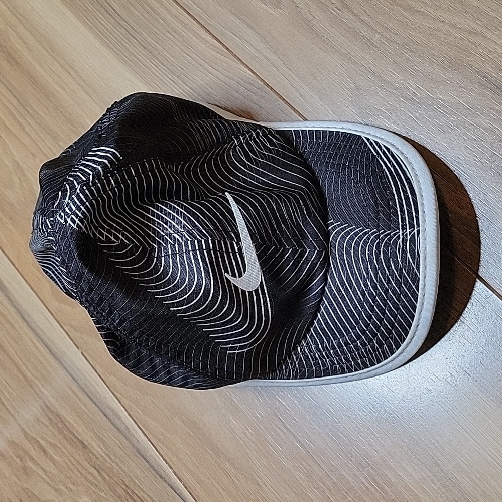 *3/$15* Nike Feather Light Dri-Fit Infant Baseball 🧢 Hat